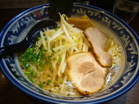 P1120276 ramen@hometown.jpg