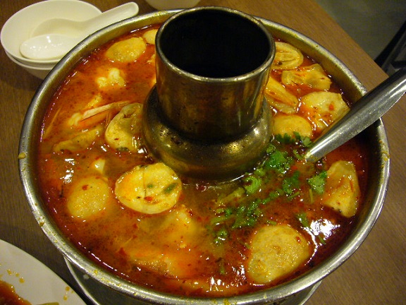 P1140369 SOMBOON トムヤムクン.jpg