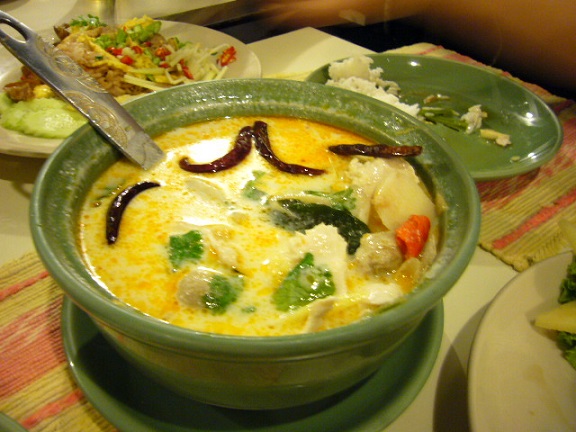 P1140705 Puang keaw tomkagai.jpg