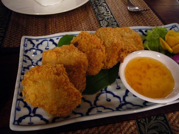 P1140985 Ruan Songnaree ebi.jpg
