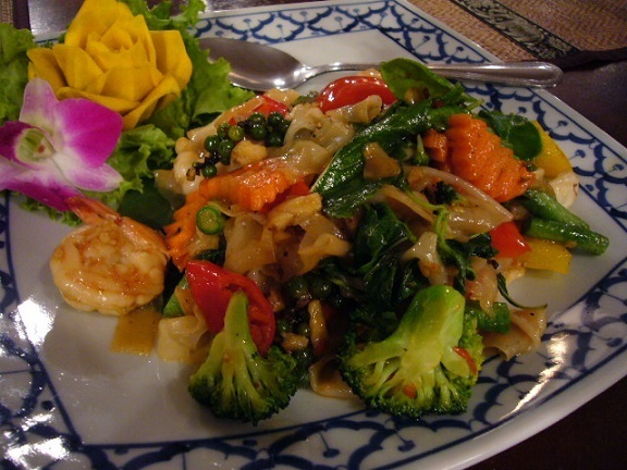 P1140999 Ruan Songnaree noodle.jpg