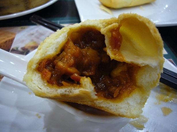 P1160130 添好運 酥皮焗叉燒包2.jpg
