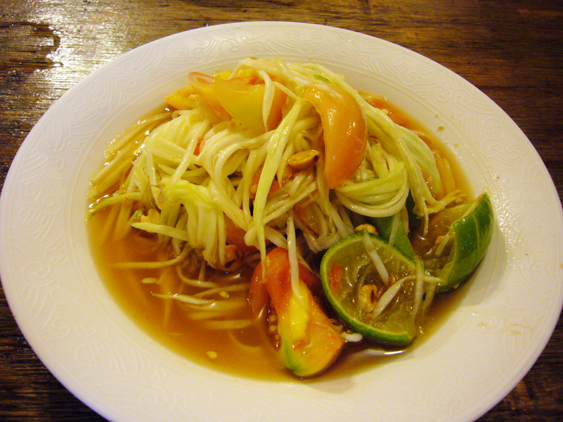 P1170120-1 ムアンヨット.jpg
