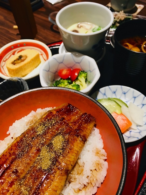lunchiunagi.jpg